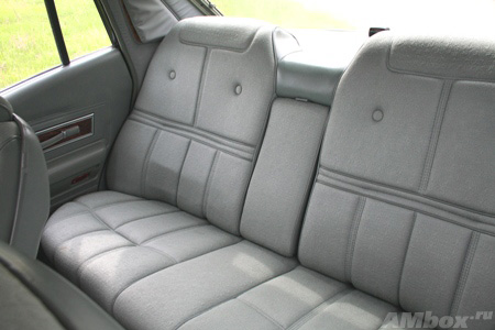 Nissan Gloria PA330 2000SGL